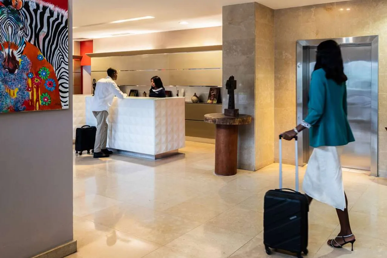 Pullman Kinshasa Grand Hotel — ภาพห้องพักและบรรยากาศ
