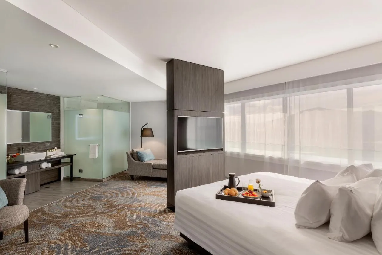 Pullman Rotorua — rooms and atmosphere