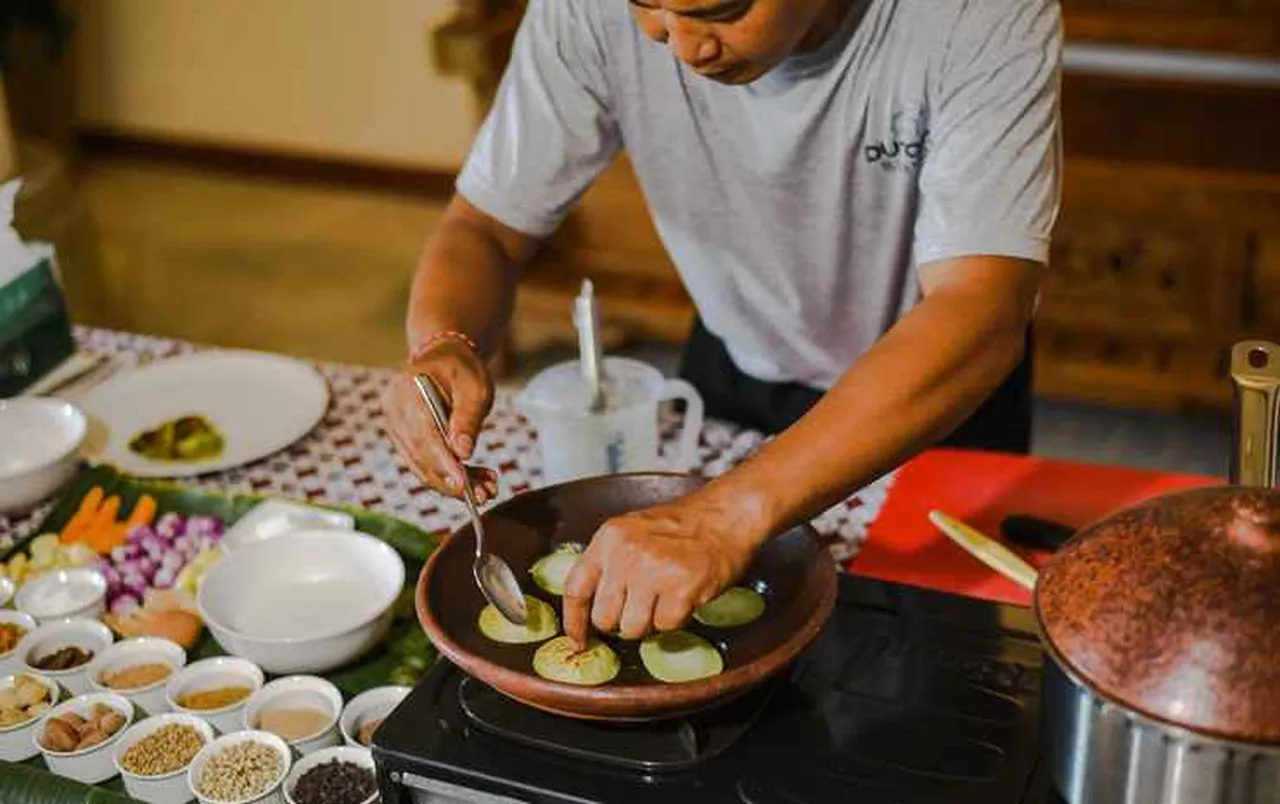 Purana Suite Ubud — rooms and atmosphere