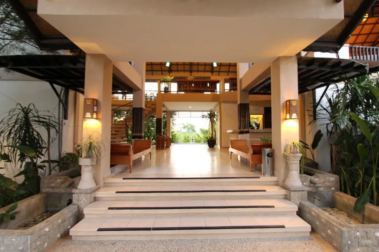 Puri Sari Beach Hotel — ภาพห้องพักและบรรยากาศ