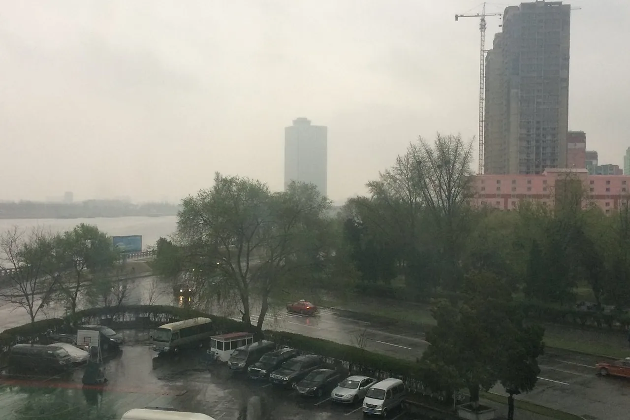 Pyongyang Hotel — ภาพห้องพักและบรรยากาศ