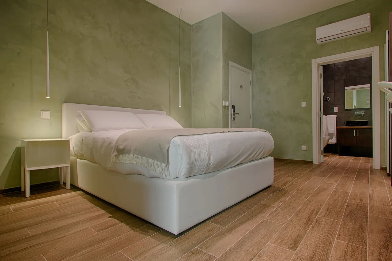 Quaint Boutique Hotel Sannat — ภาพห้องพักและบรรยากาศ