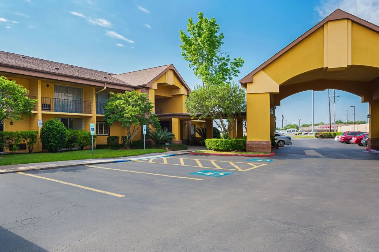 Quality Inn & Suites NRG Park - Medical Center — โรงแรมในใกล้ NRG Stadium