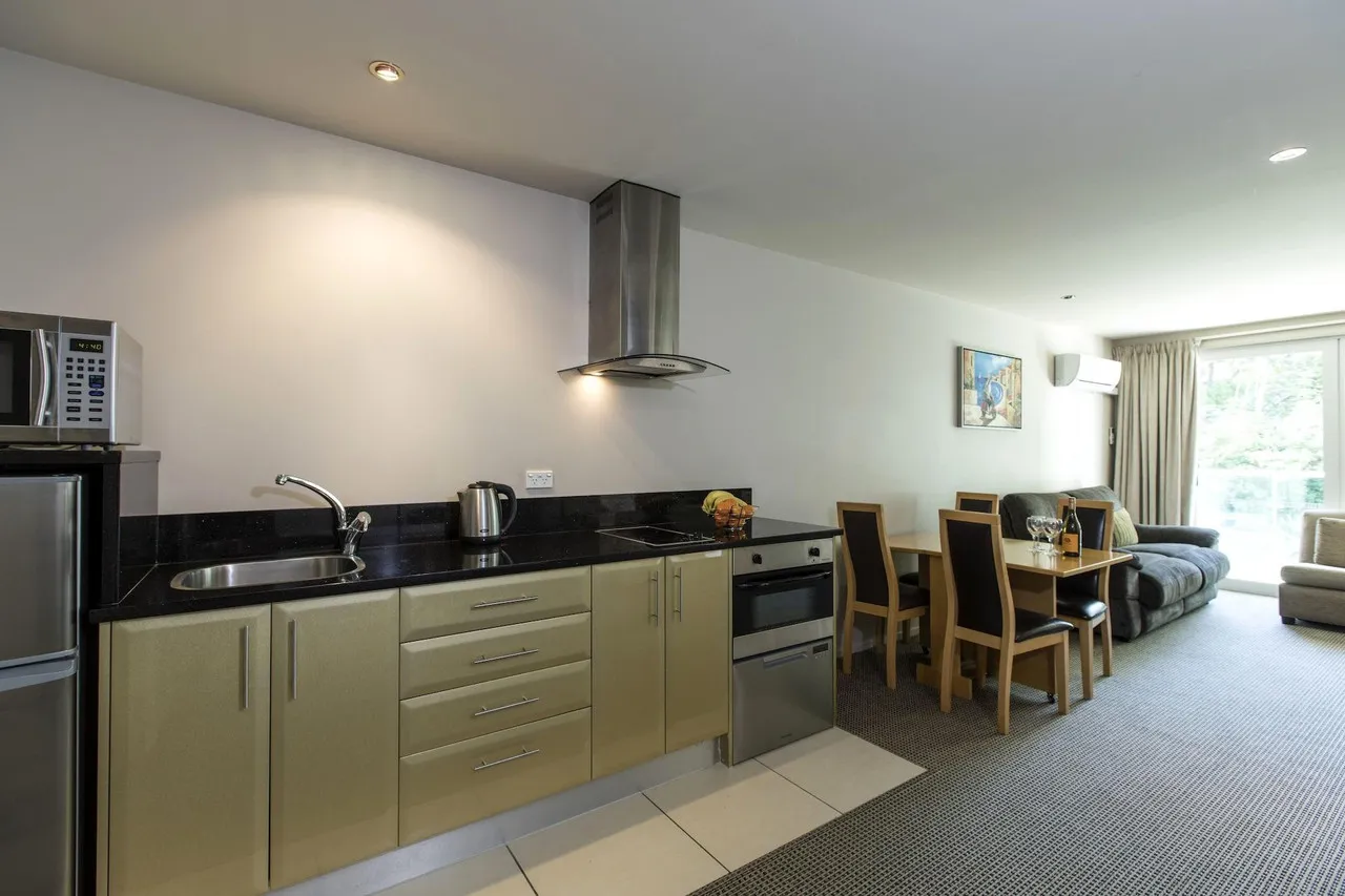 Quest Tauranga Apartment — rooms and atmosphere