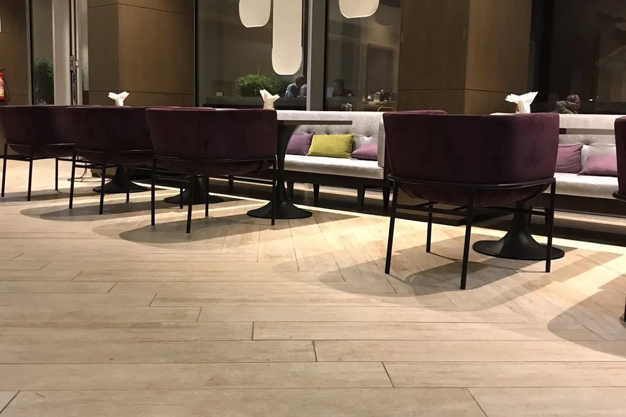 Radisson Blu Hotel, Abidjan Airport — ภาพห้องพักและบรรยากาศ