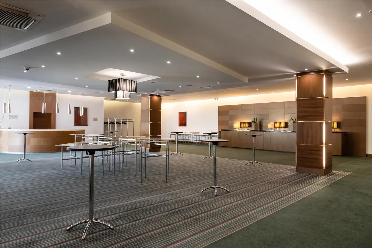Radisson Blu Hotel, Kaliningrad — ภาพห้องพักและบรรยากาศ