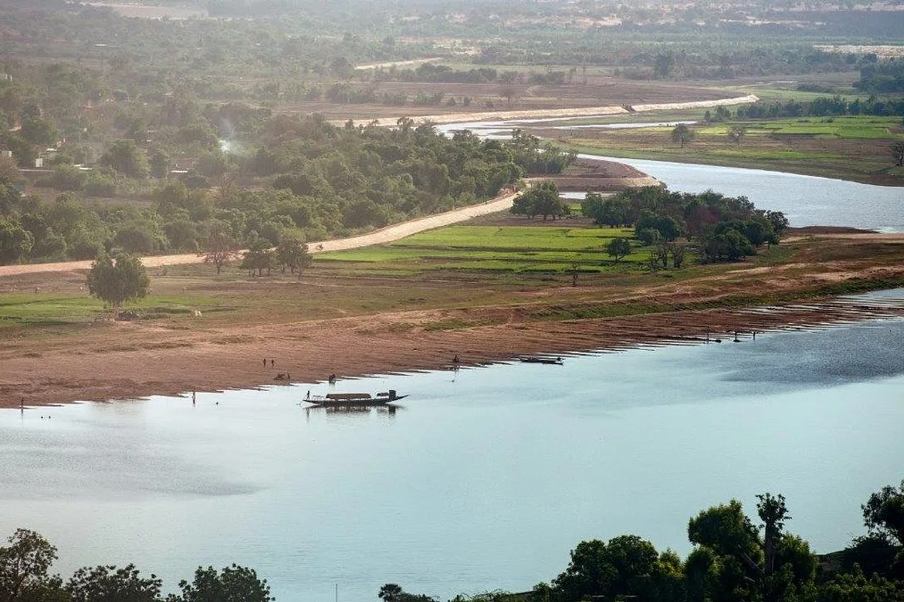 Radisson Blu Hotel & Conference Center Niamey — ภาพห้องพักและบรรยากาศ