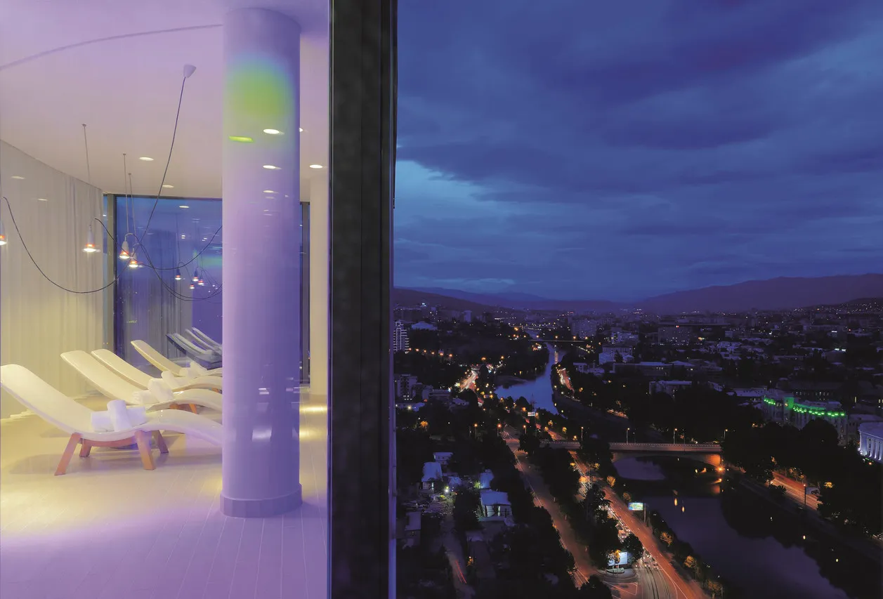 Radisson Blu Iveria Hotel Tbilisi — rooms and atmosphere