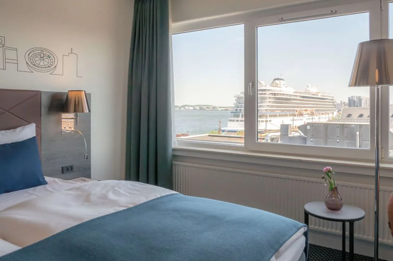 Radisson Blu Limfjord Hotel, Aalborg — ภาพห้องพักและบรรยากาศ