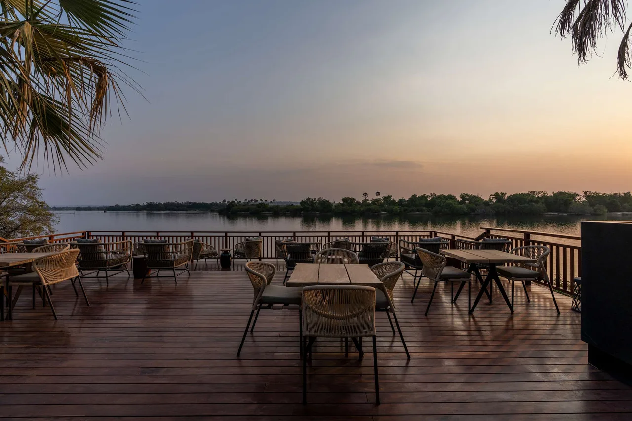 Radisson Blu Mosi-oa-Tunya Livingstone Resort — ภาพห้องพักและบรรยากาศ