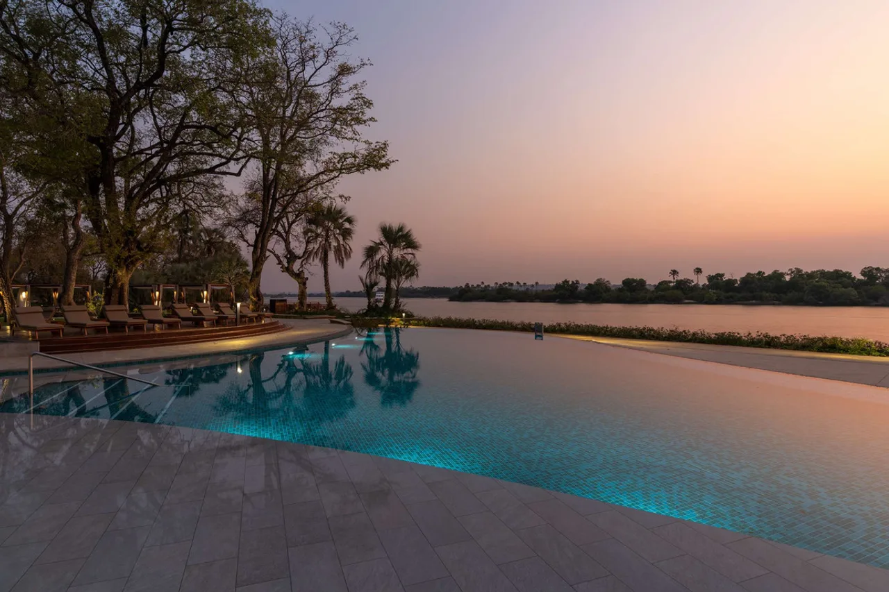 Radisson Blu Mosi-oa-Tunya Livingstone Resort — ภาพห้องพักและบรรยากาศ