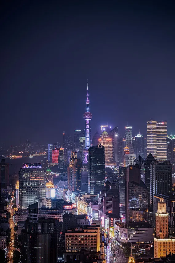 Radisson Blu Hotel Shanghai New World — rooms and atmosphere