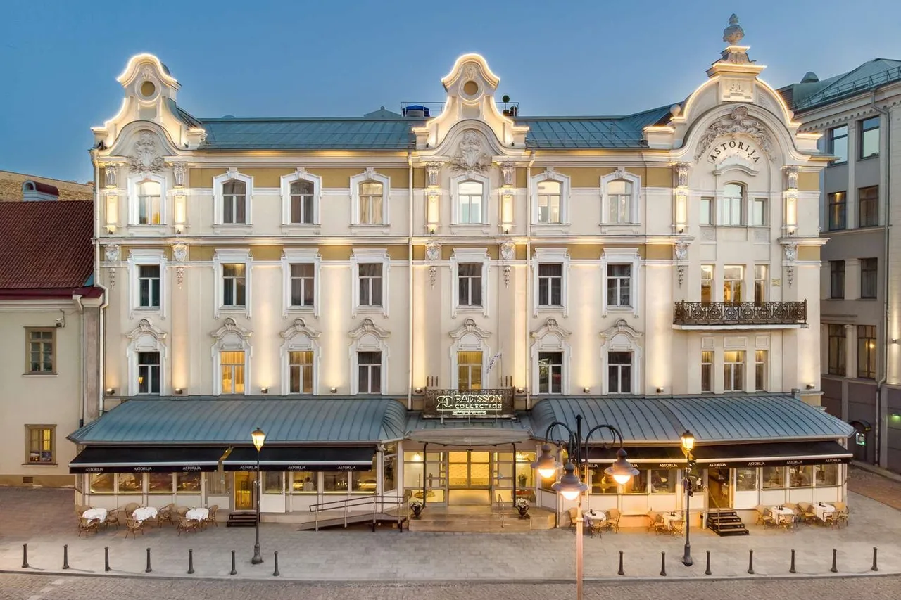 Radisson Collection Astorija Hotel Vilnius — โรงแรมในวิลนีอุส