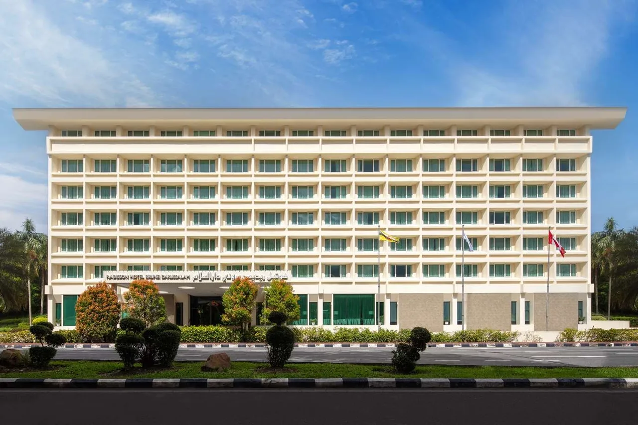 Radisson Hotel Brunei Darussalam — ภาพห้องพักและบรรยากาศ