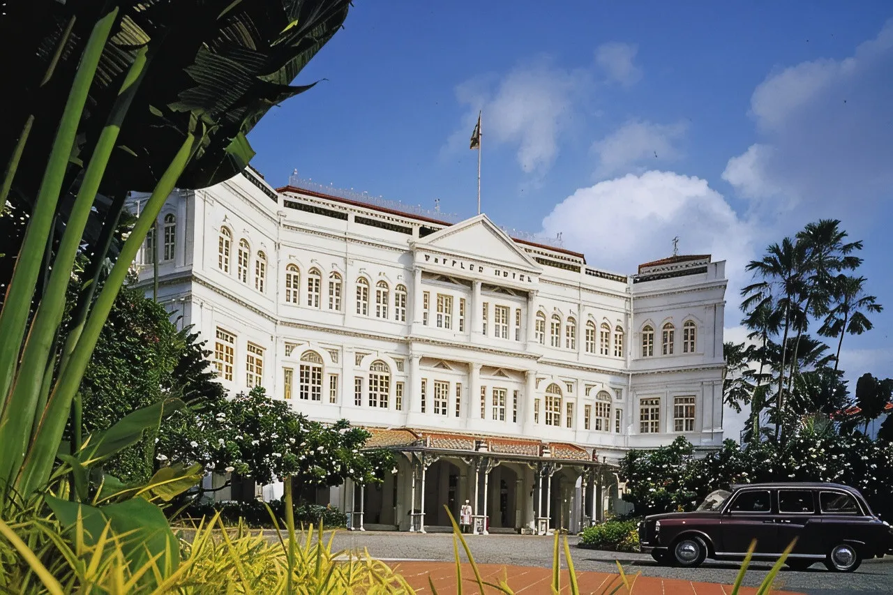 Raffles Hotel Singapore — rooms and atmosphere