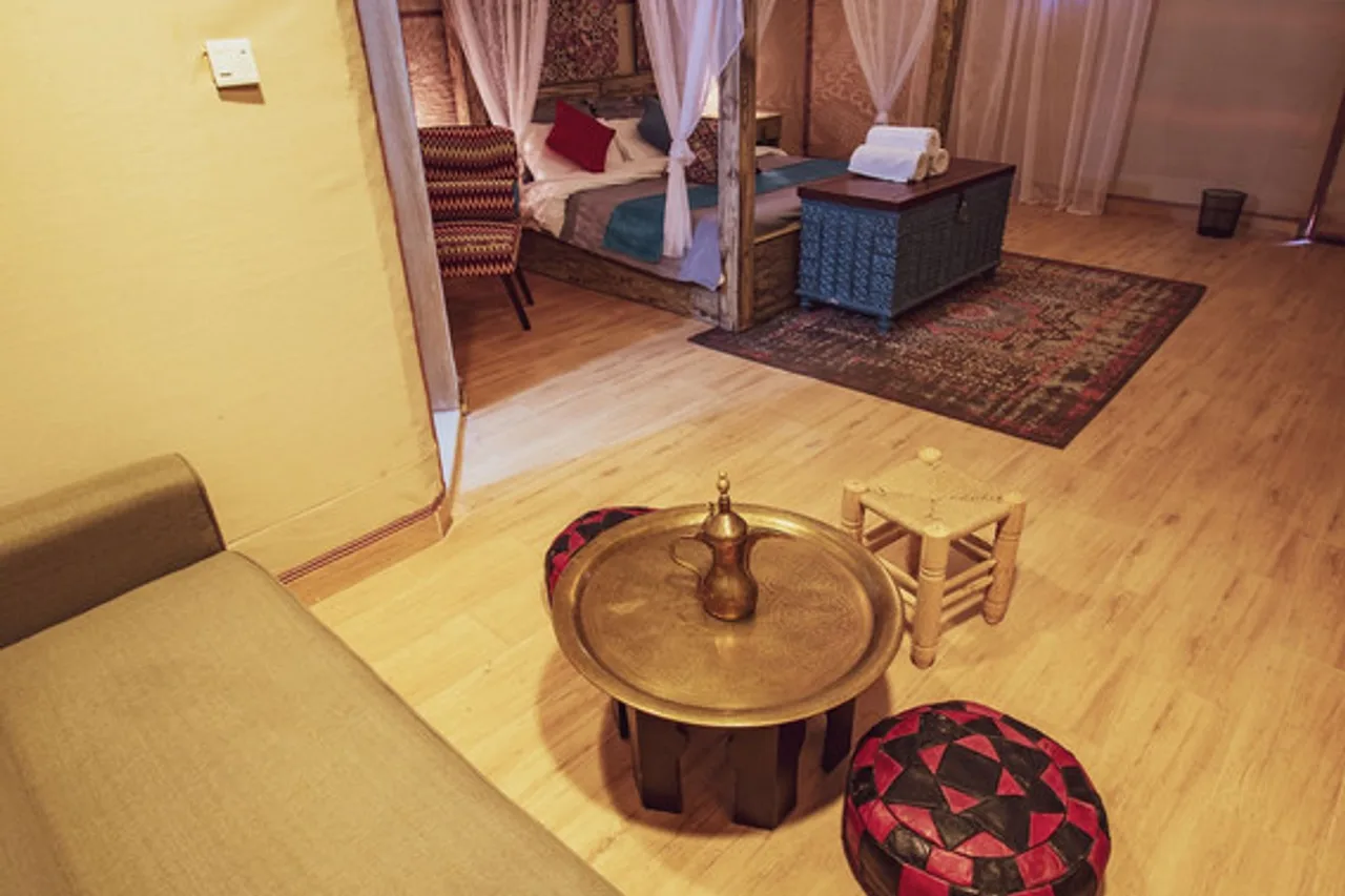 Rahayeb Desert Camp — ภาพห้องพักและบรรยากาศ