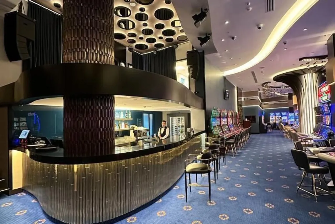 Ramada Plaza by Wyndham Batumi — ภาพห้องพักและบรรยากาศ