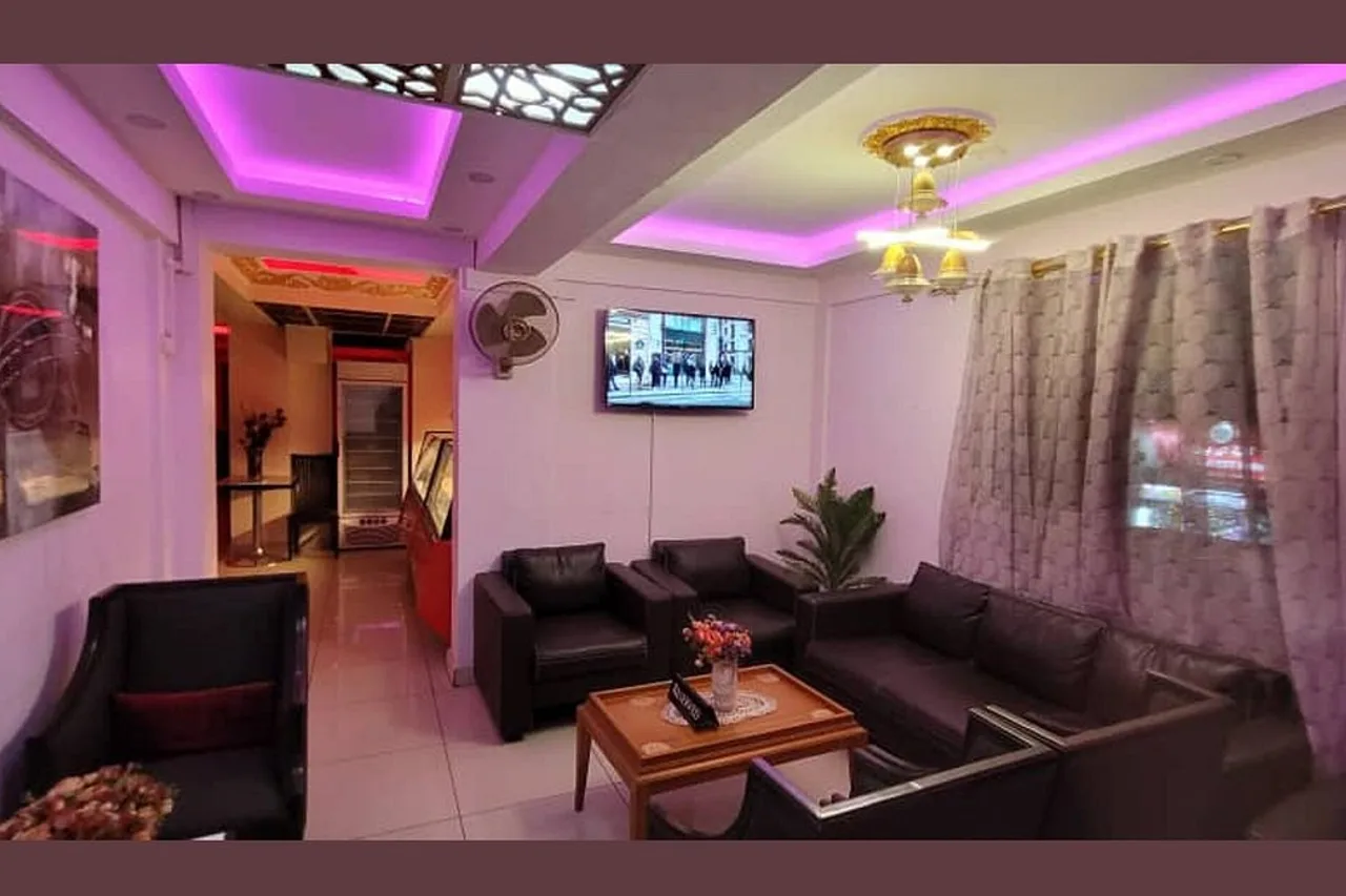 Ras Dika Hotel — ภาพห้องพักและบรรยากาศ