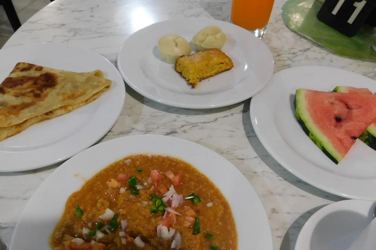 Ras Dika Hotel — ภาพห้องพักและบรรยากาศ