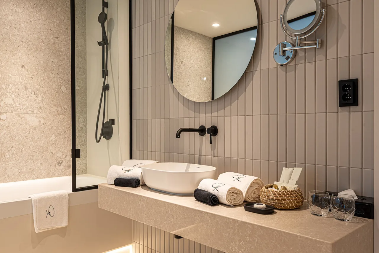REED Luxury Hotel by Balaton — ภาพห้องพักและบรรยากาศ
