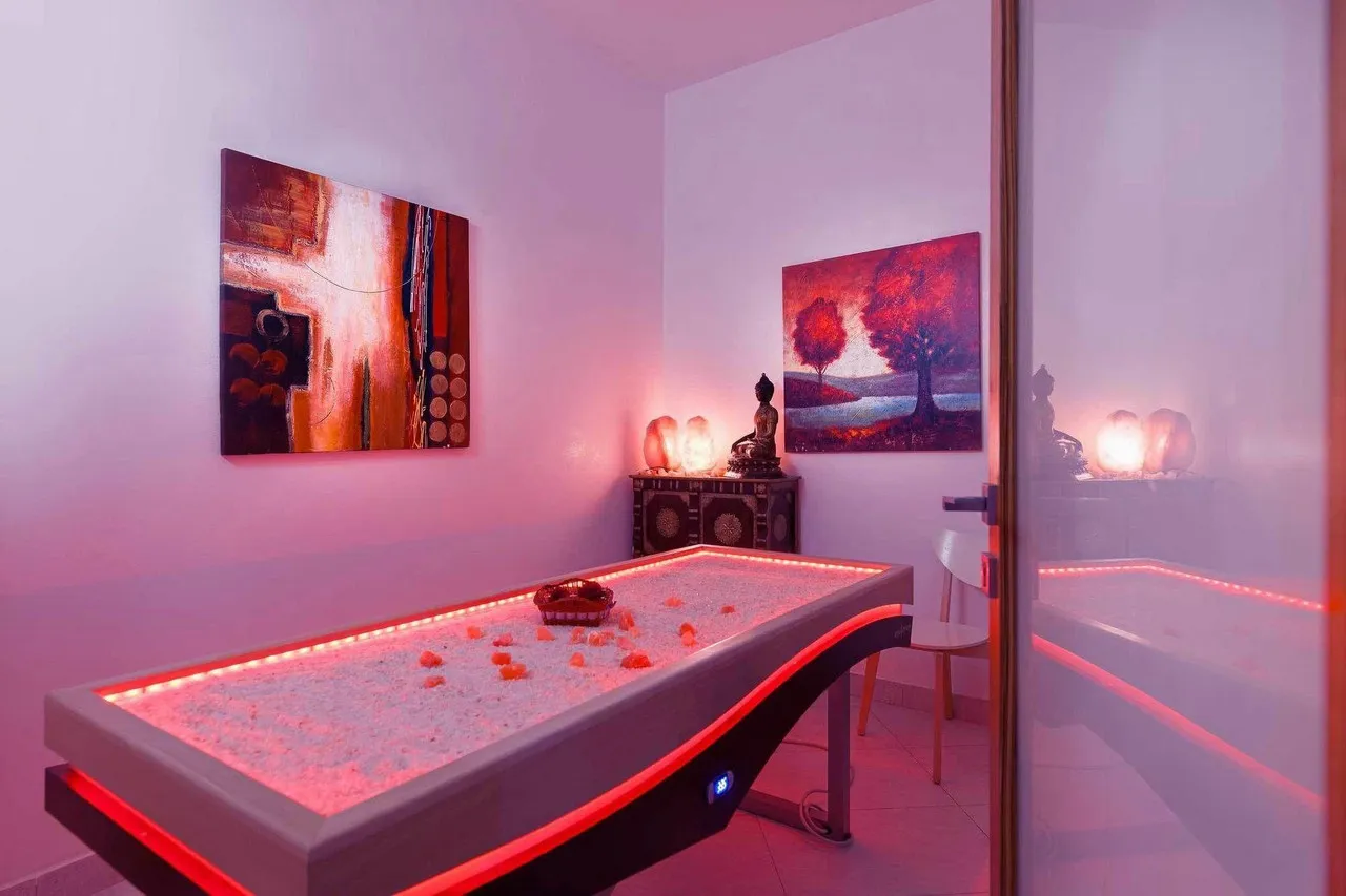 Relais Empire — rooms and atmosphere