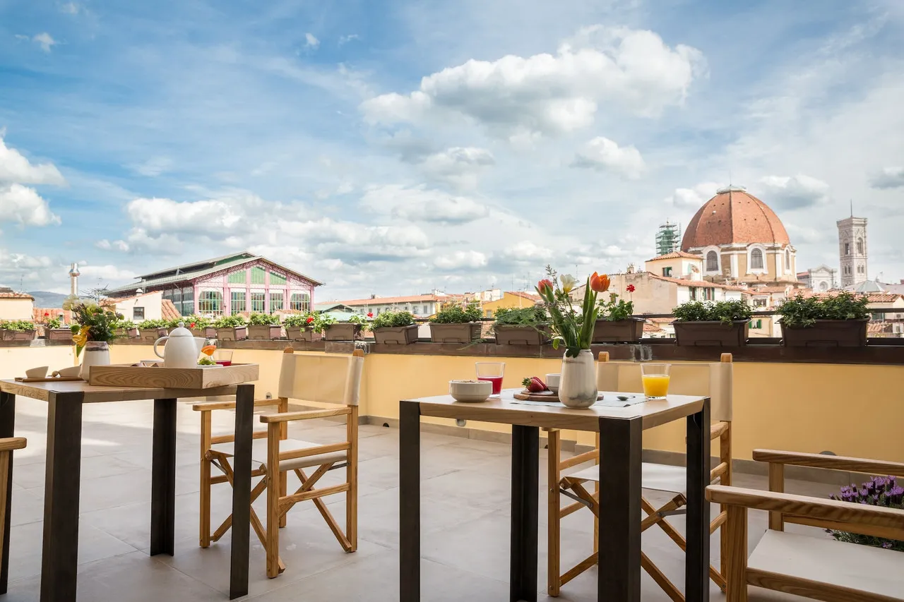 Relais Luce Florence — rooms and atmosphere