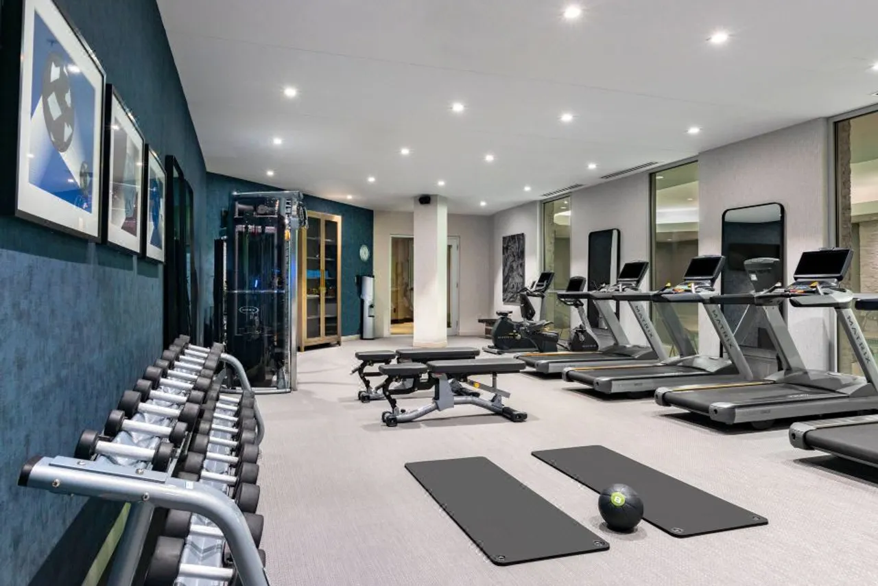 Renaissance Boston Patriot Place Hotel — ภาพห้องพักและบรรยากาศ