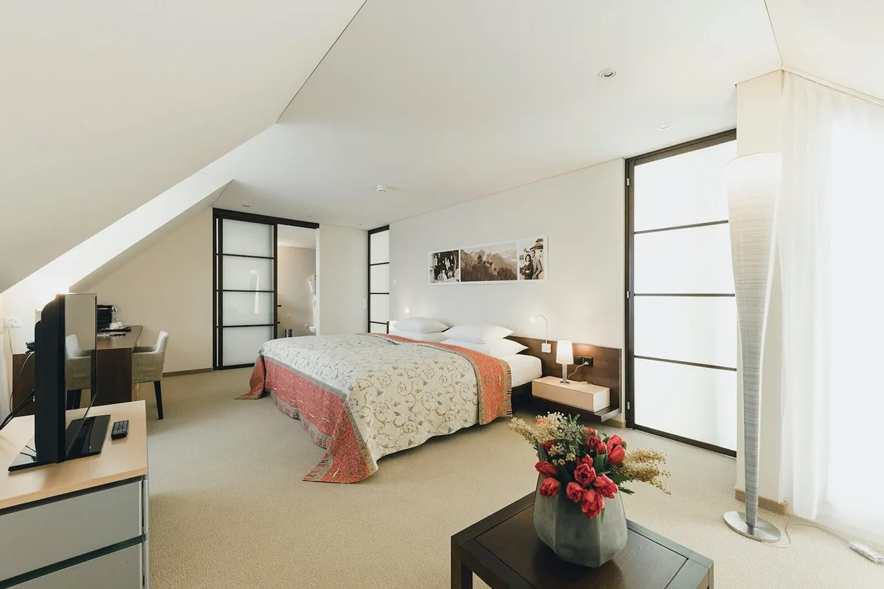 Residence Hotel Vaduz — ภาพห้องพักและบรรยากาศ