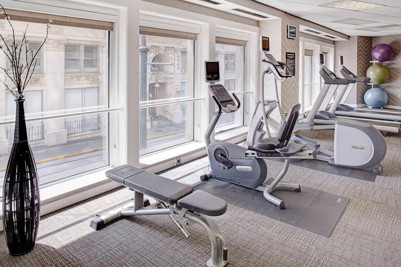 Residence Inn by Marriott Atlanta Downtown — rooms and atmosphere
