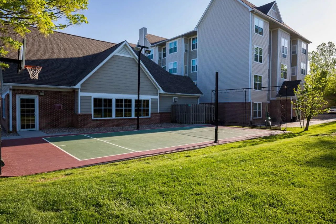 Residence Inn by Marriott Kansas City Independence — ภาพห้องพักและบรรยากาศ