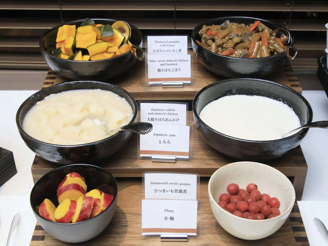 Richmond Hotel Yokohama Ekimae — rooms and atmosphere