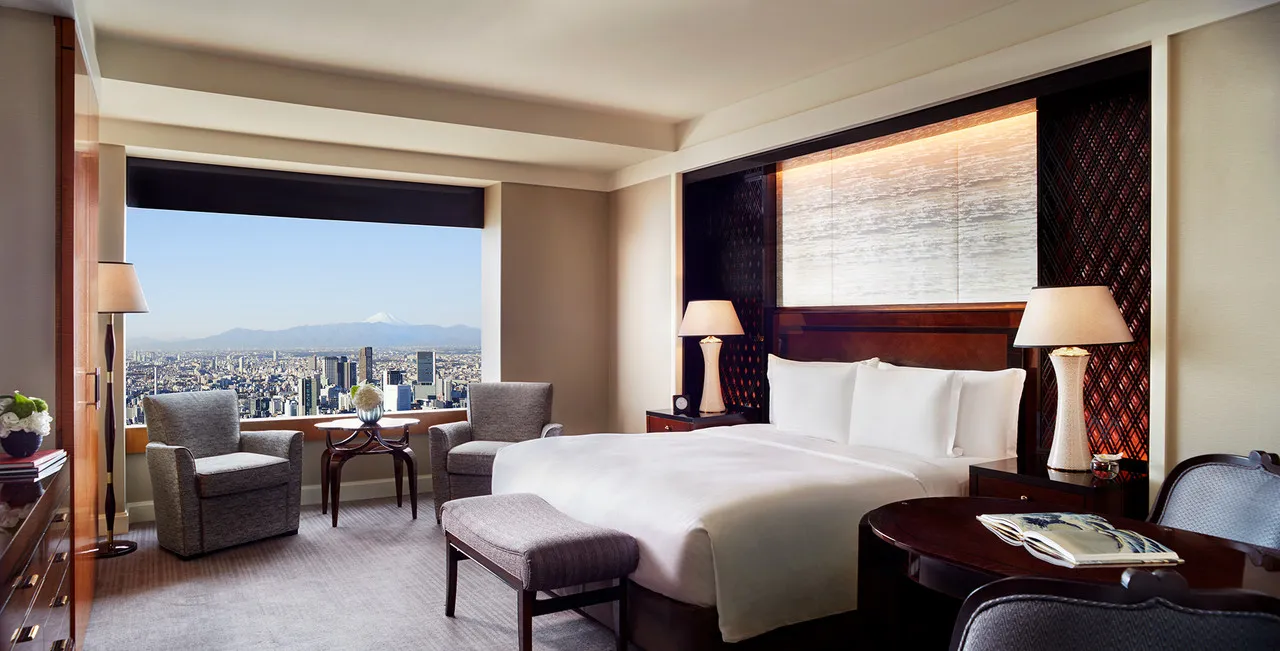 The Ritz-Carlton Tokyo — rooms and atmosphere