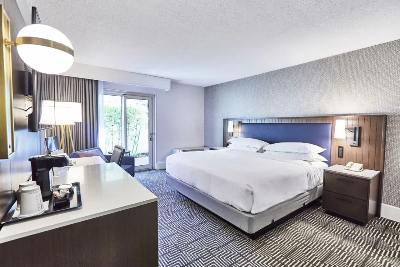 Hotel Riu Plaza Fisherman's Wharf — ภาพห้องพักและบรรยากาศ