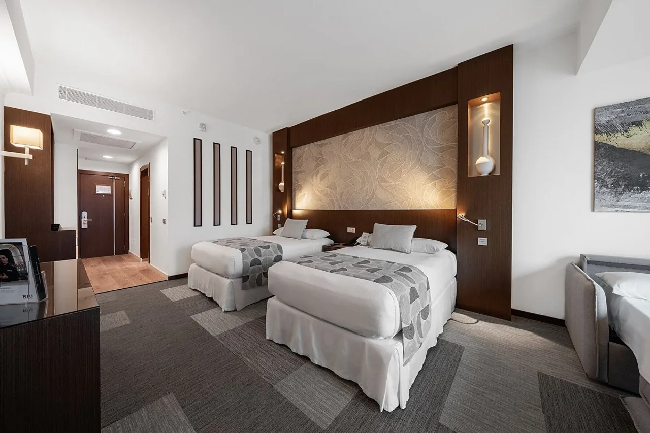 Riu Plaza Panama — ภาพห้องพักและบรรยากาศ
