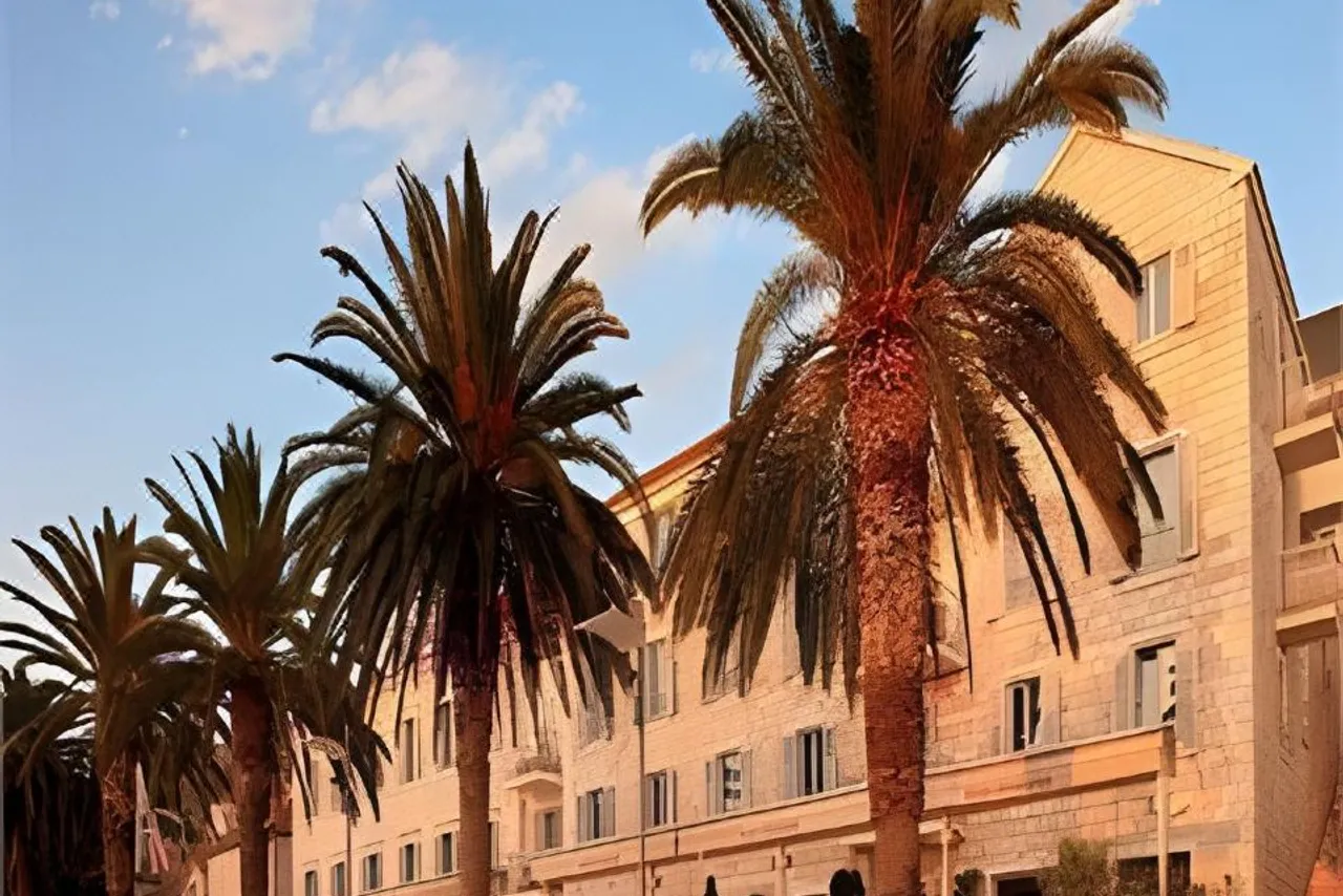 Riva Marina Hvar Hotel — ภาพห้องพักและบรรยากาศ