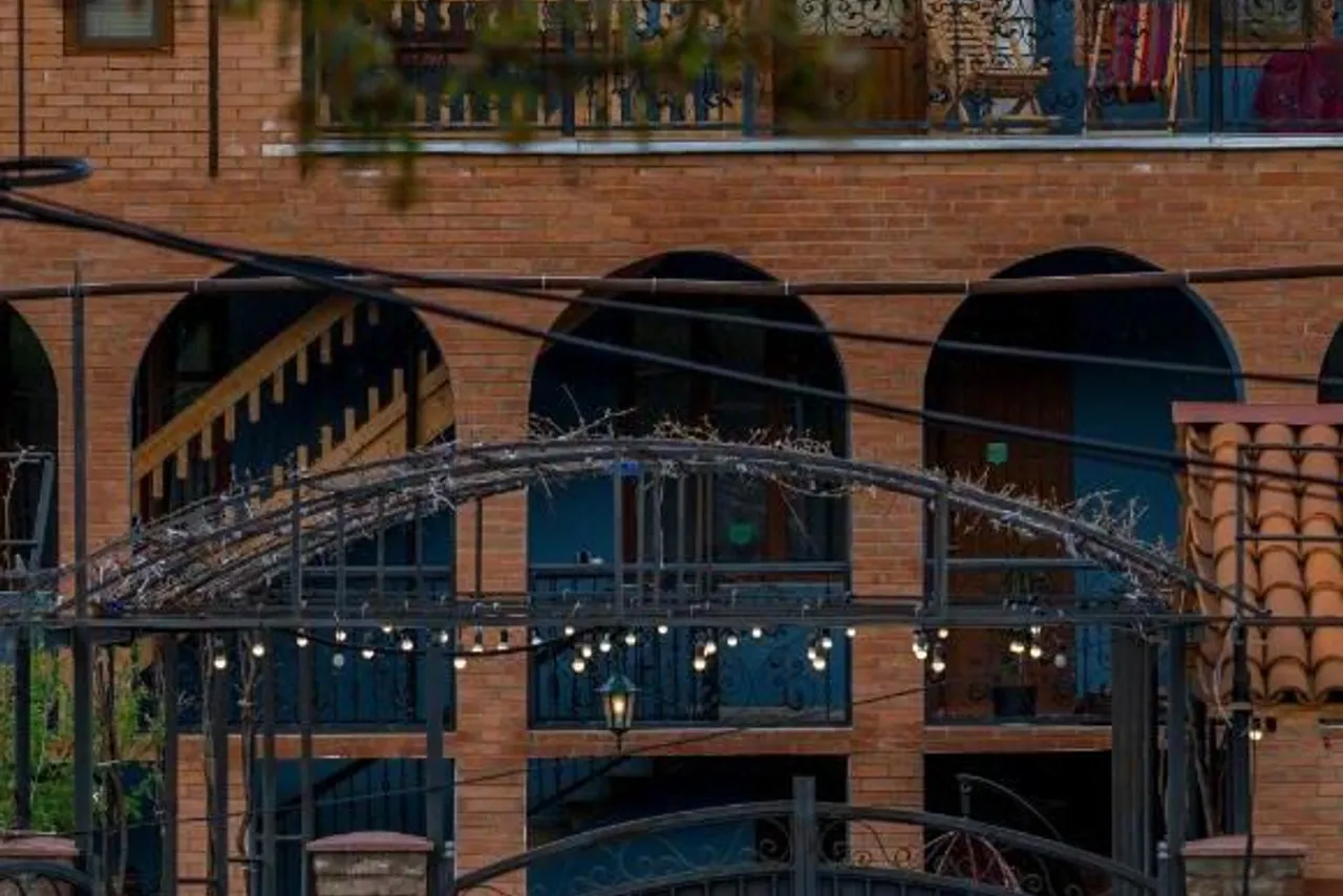 Rivendell — โรงแรมในบอร์โจมิ