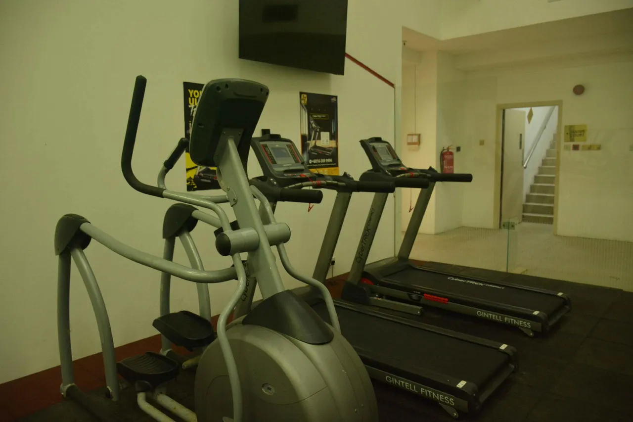 Riverside Majestic Hotel Astana Wing — rooms and atmosphere