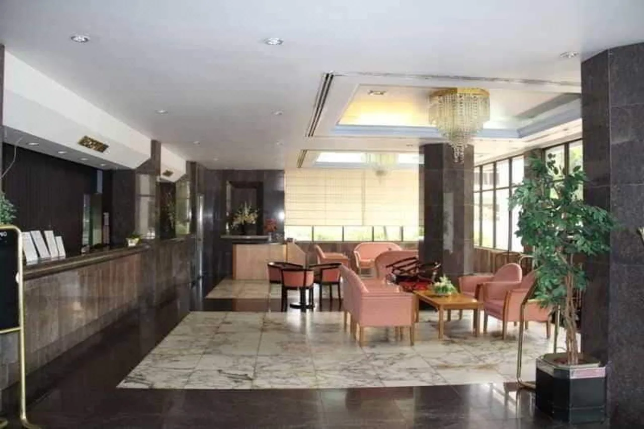 Riverview Hotel — ภาพห้องพักและบรรยากาศ