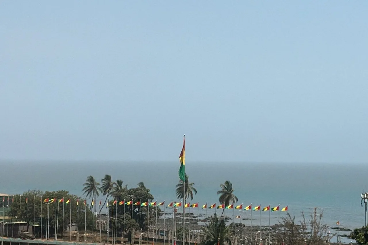 Riviera Royal Hotel — ภาพห้องพักและบรรยากาศ