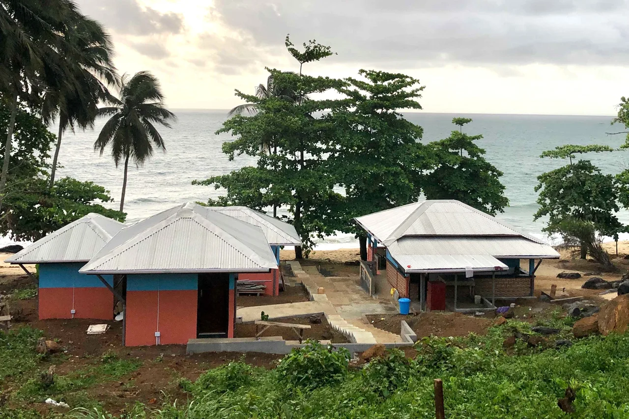 Robertsport Surf Club — ภาพห้องพักและบรรยากาศ