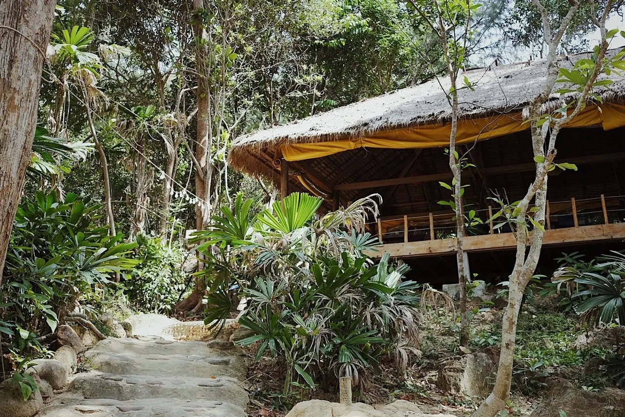 Robinson Bungalows — rooms and atmosphere