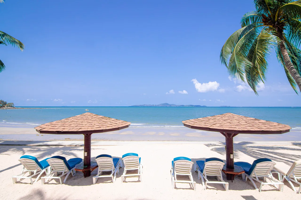 Royal Cliff Beach Hotel Pattaya — rooms and atmosphere