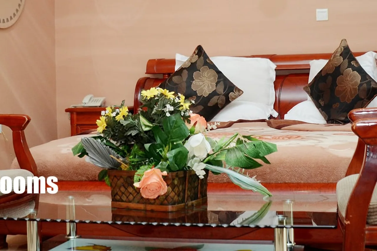 Royal Lamerta Hotel — ภาพห้องพักและบรรยากาศ