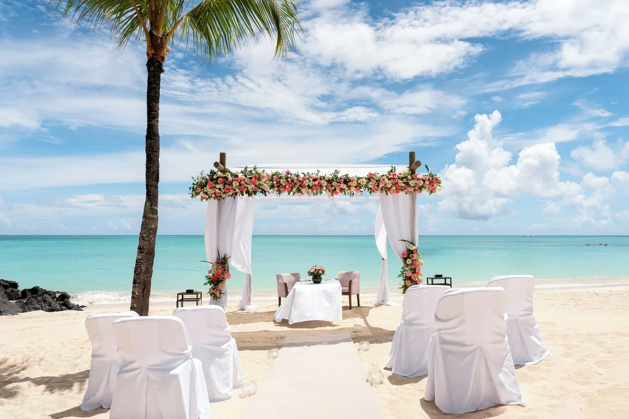 Royal Palm Beachcomber Luxury — ภาพห้องพักและบรรยากาศ