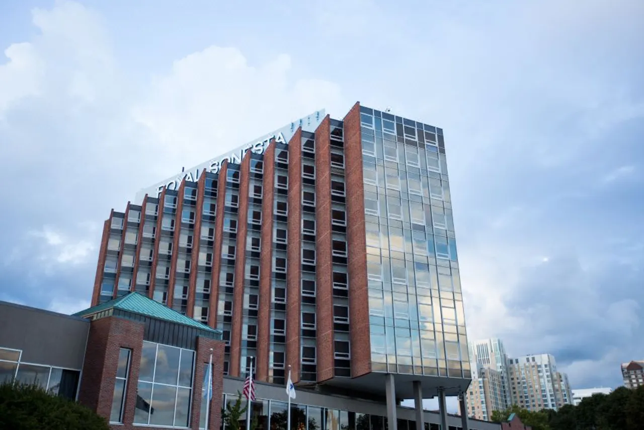 The Royal Sonesta Boston — ภาพห้องพักและบรรยากาศ