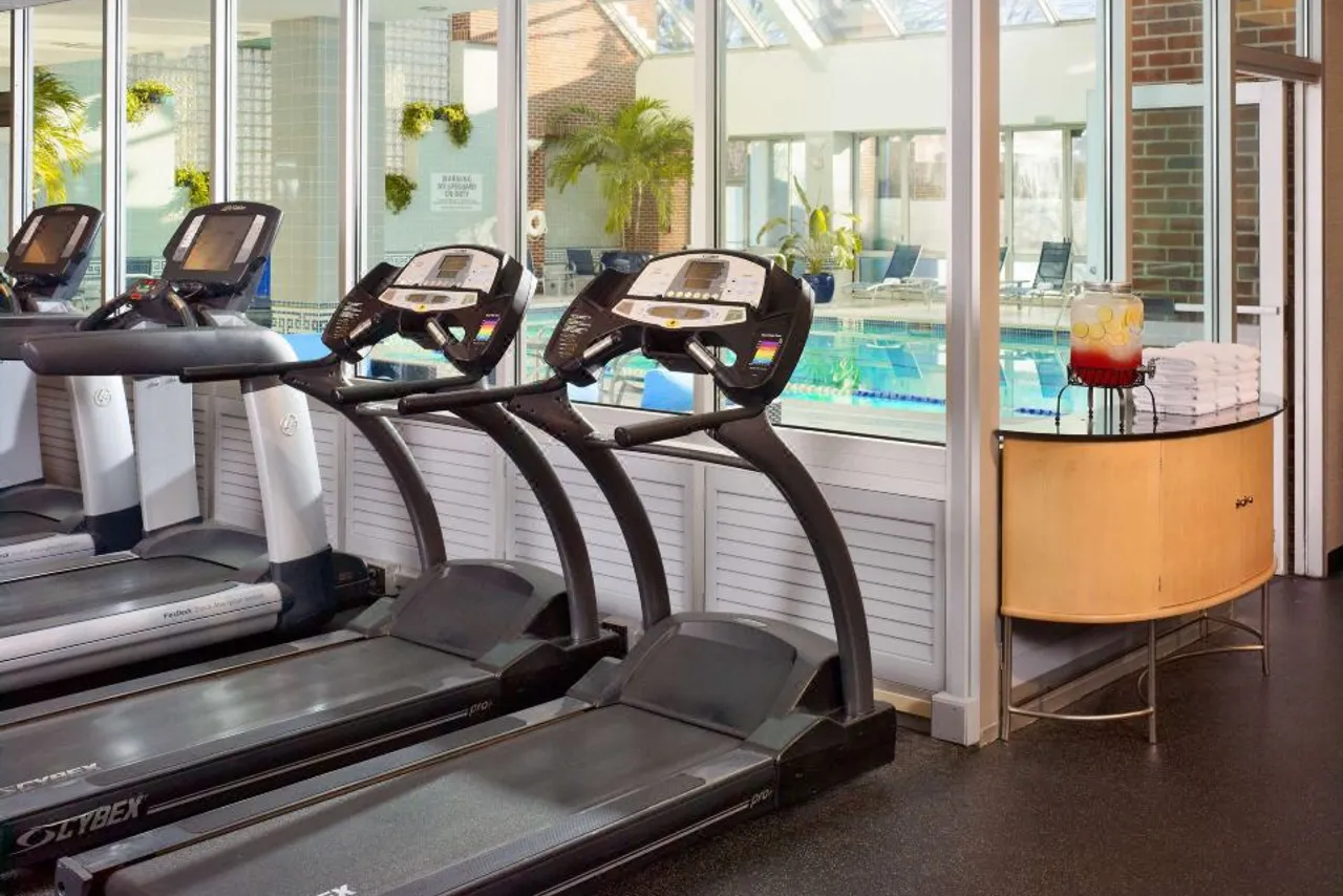 The Royal Sonesta Boston — ภาพห้องพักและบรรยากาศ