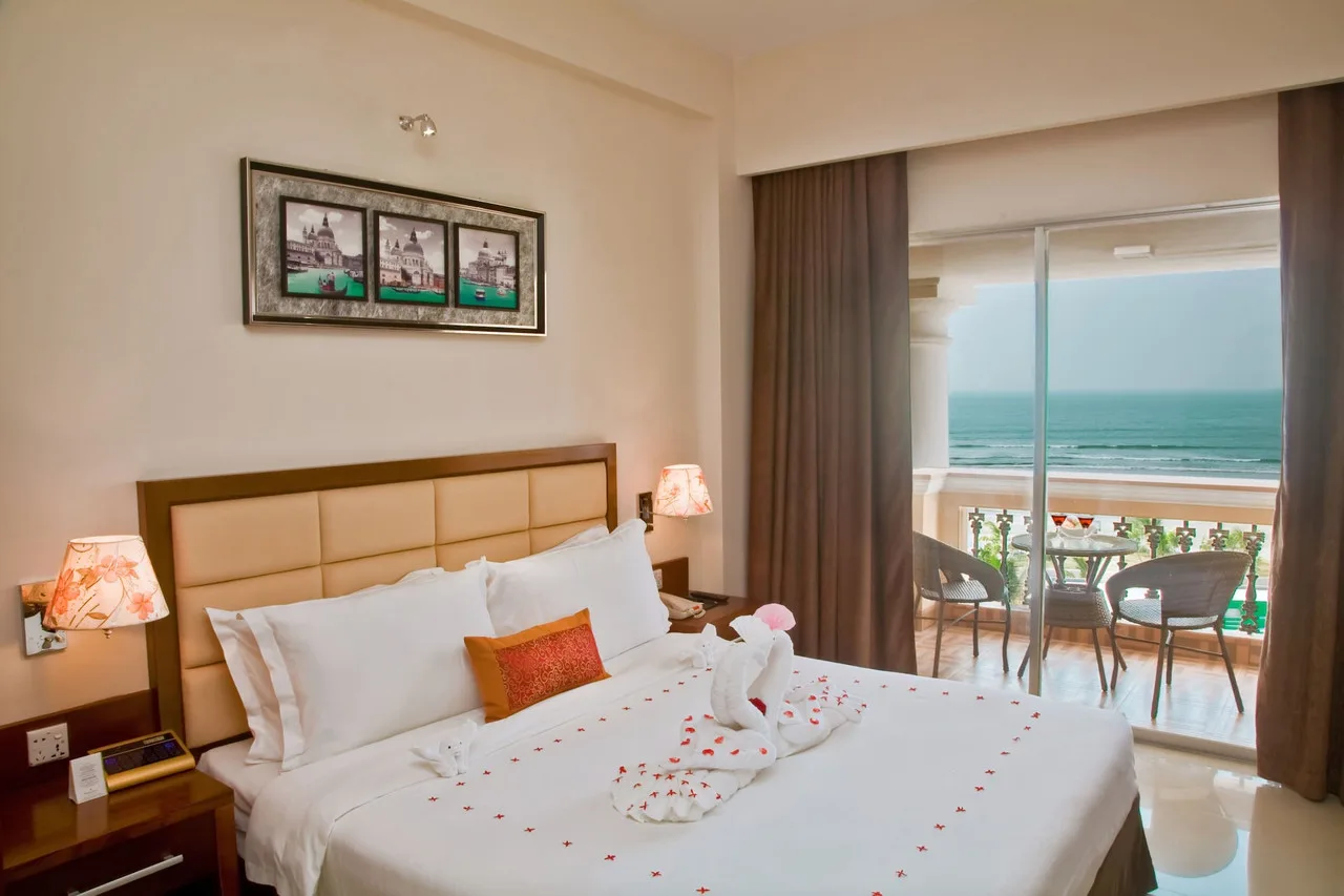 Royal Tulip Sea Pearl Beach Resort & Spa — ภาพห้องพักและบรรยากาศ