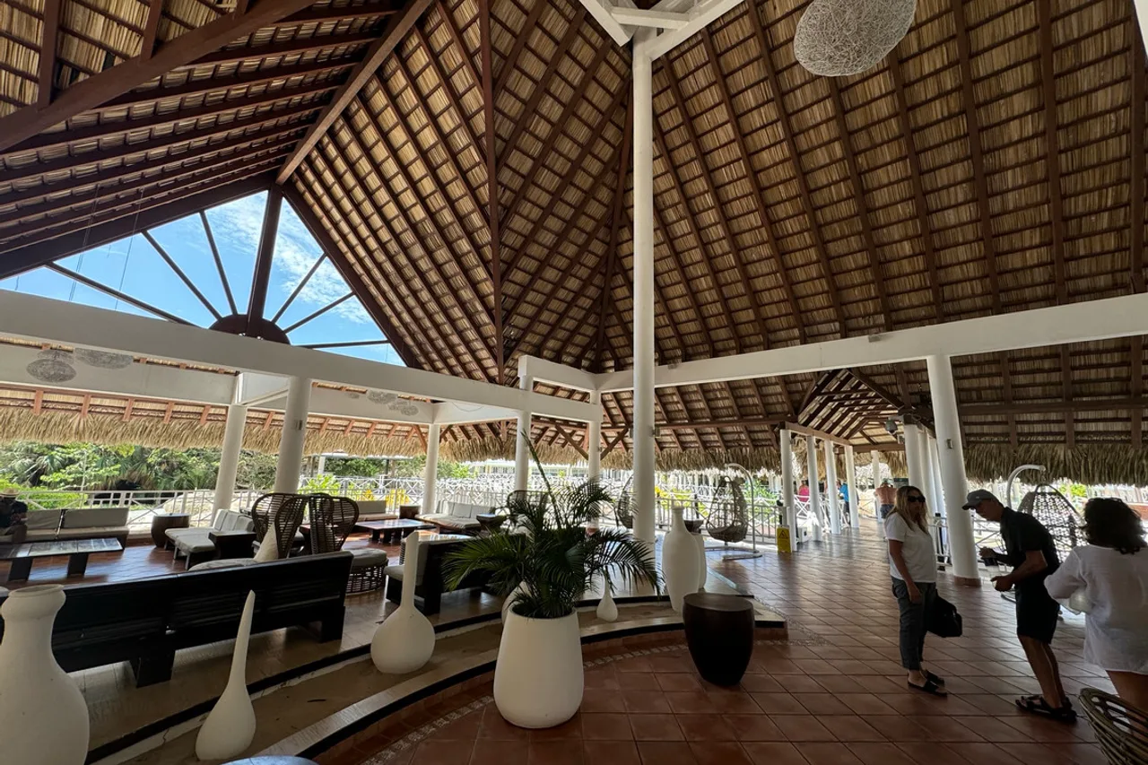 Royalton Hicacos Resort & Spa — ภาพห้องพักและบรรยากาศ