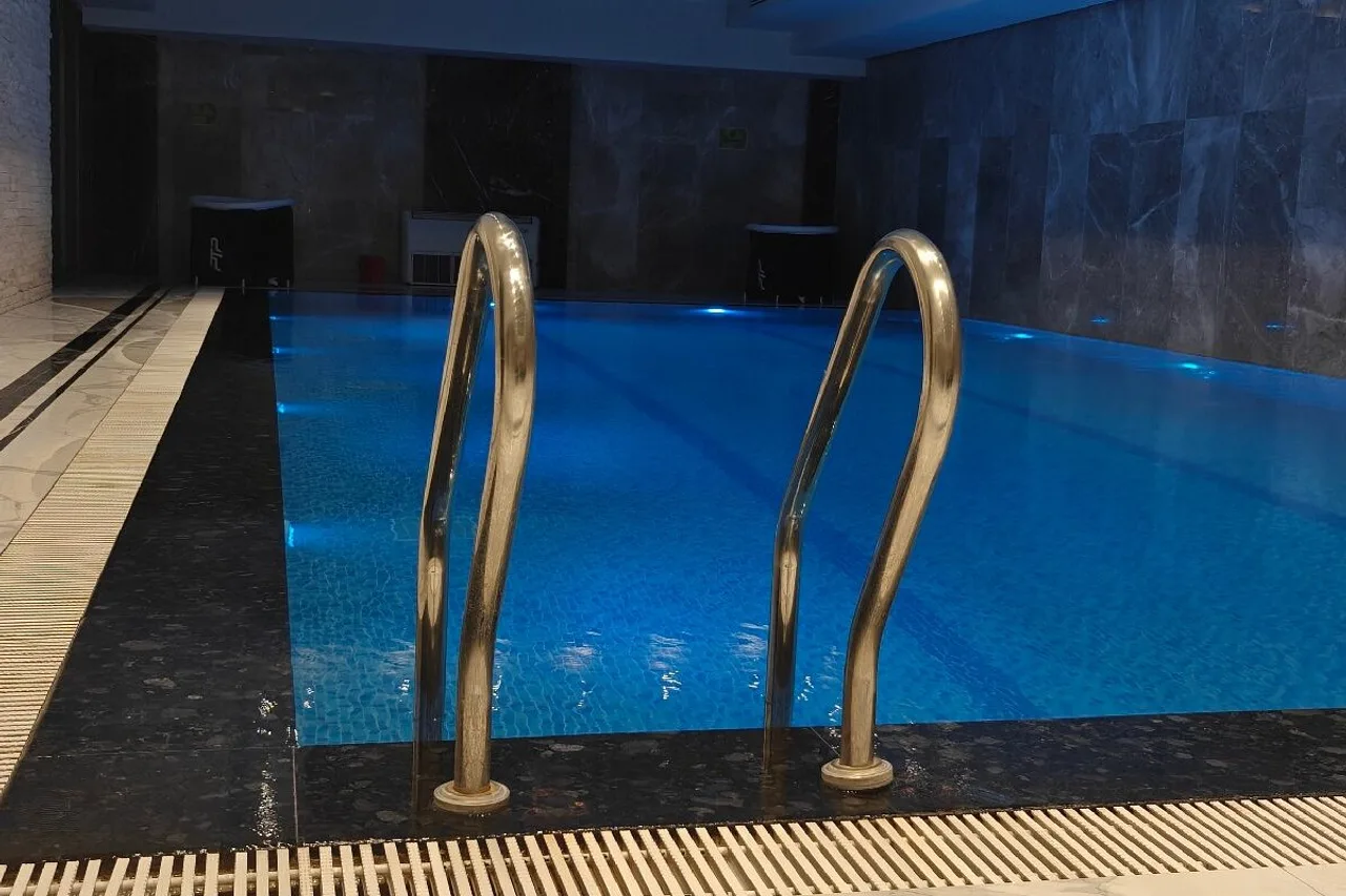The Rumi Hotel &amp; Residences — ภาพห้องพักและบรรยากาศ
