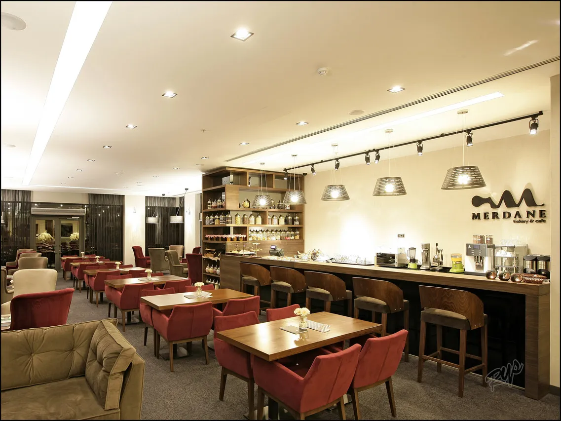 RYS Hotel — rooms and atmosphere